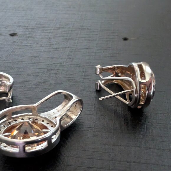 Sterling Silver Peach topaz earrings and pendant - Picture 7 of 8